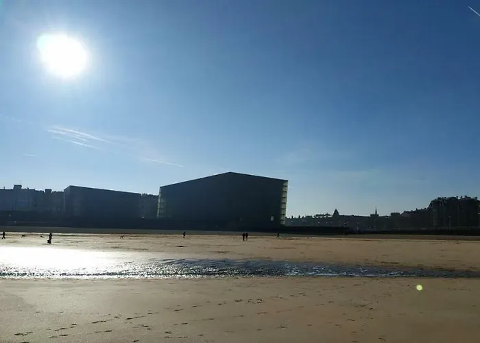 Spacious Confortable Next And Pintxos Area サン・セバスティアン