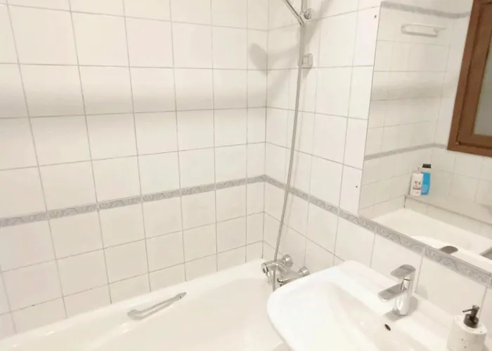 Spacious Confortable Next And Pintxos Area Lägenhet